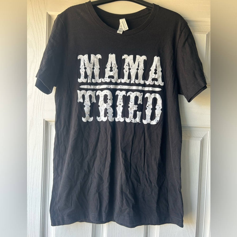 Graphic tee